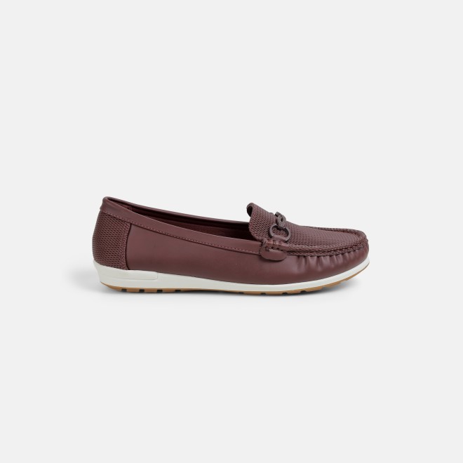 Mochi Women Maroon Casual Loafers (SKU: 31-852-44-36)