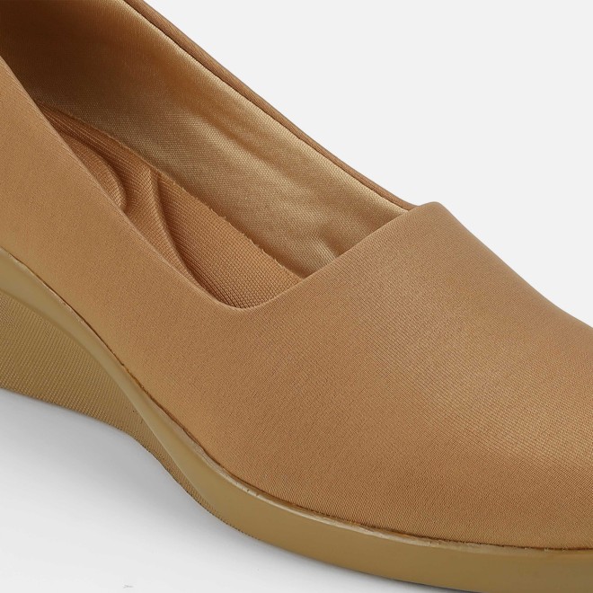 Mochi Women Beige-red Casual Ballerinas (SKU: 31-858-89-37)