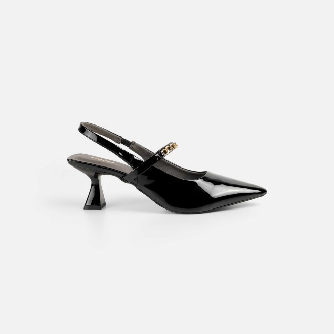 Mochi Women Black Formal Sandals (SKU: 31-876-11-37)