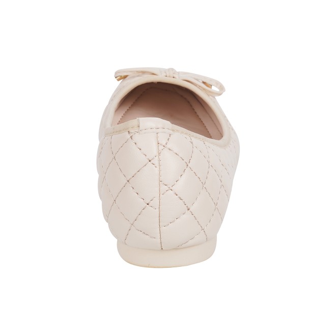Mochi Women Off-white Casual Ballerinas (SKU: 31-900123-66-37)