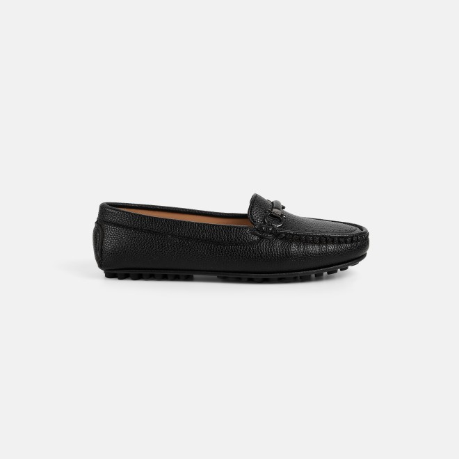 Mochi Women Black Casual Loafers (SKU: 31-916-11-36)