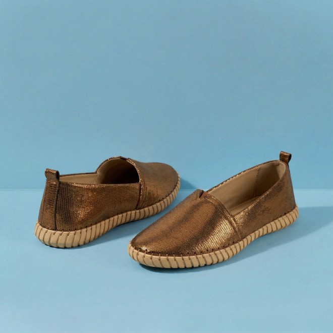 Mochi Women Antic-gold Casual Ballerinas