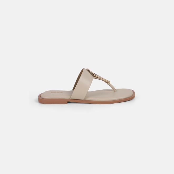 Mochi Women Off-White Casual Slippers (SKU: 32-1170-66-36)