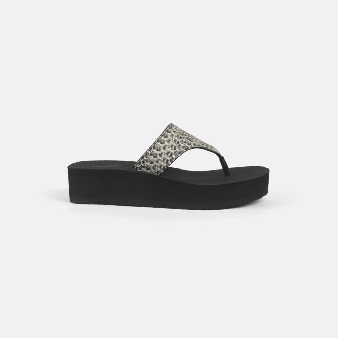 Mochi Women Black Casual Slippers (SKU: 32-1346-11-36)