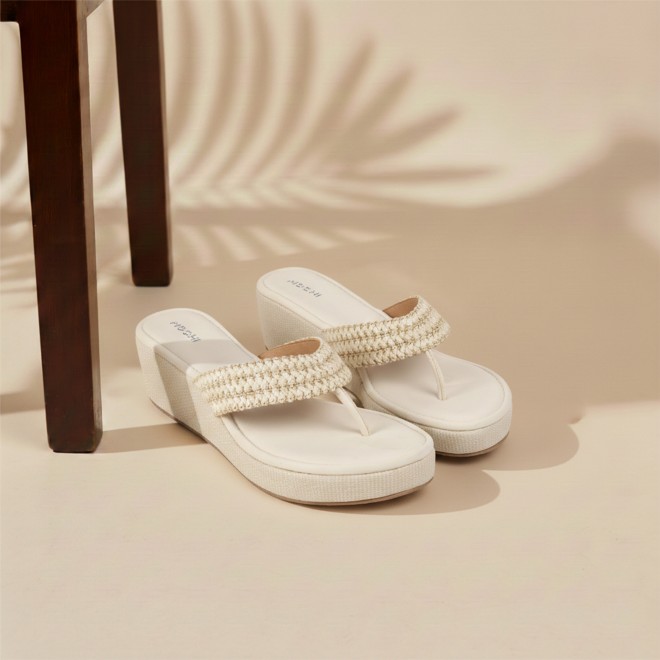 Mochi Women Off-white Casual Slip Ons