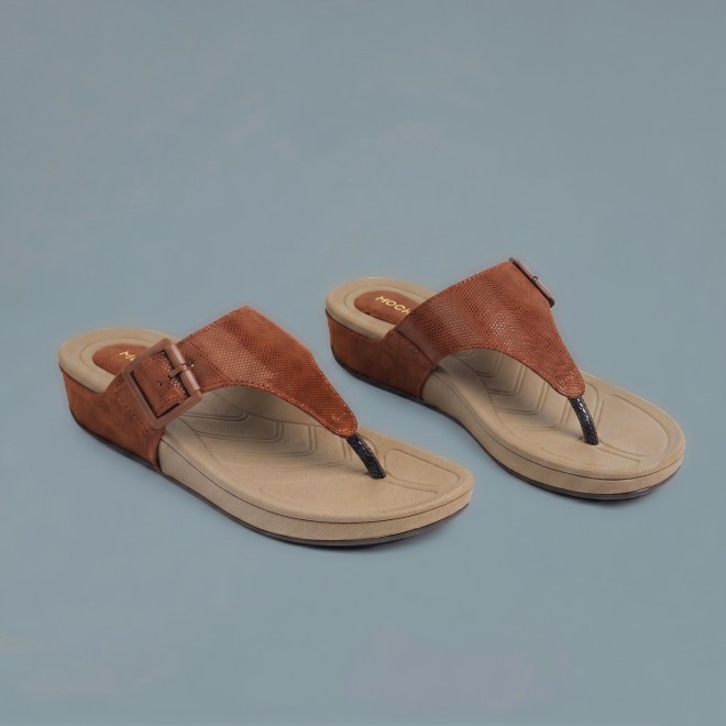 Mochi Women Tan Casual Slippers