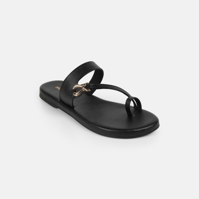 Mochi Women Black Casual Slip Ons (SKU: 32-1682-11-36)