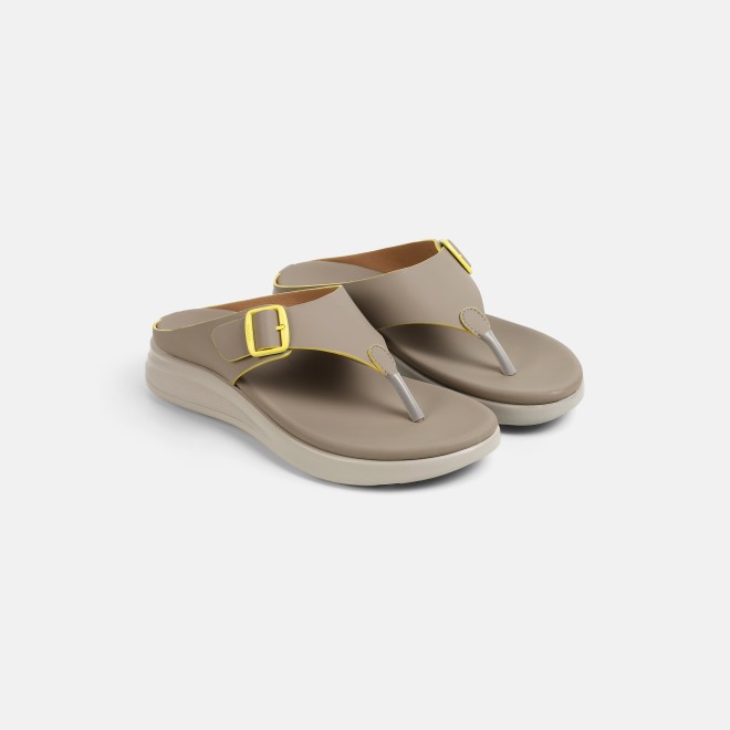 Mochi Women Beige Casual Slippers (SKU: 32-1685-20-36)