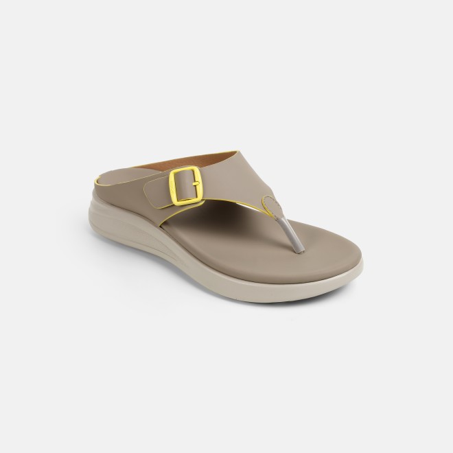 Mochi Women Beige Casual Slippers (SKU: 32-1685-20-36)