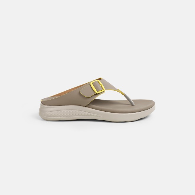 Mochi Women Beige Casual Slippers (SKU: 32-1685-20-36)