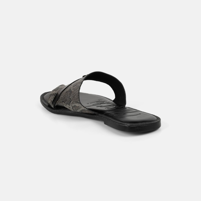Mochi Women Black Casual Slip Ons (SKU: 32-1768-11-36)