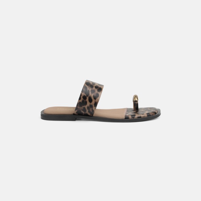 Mochi Women Beige Casual Slippers (SKU: 32-1892-20-36)