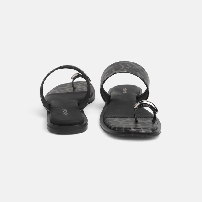 Mochi Women Black Casual Slippers (SKU: 32-1892-11-36)