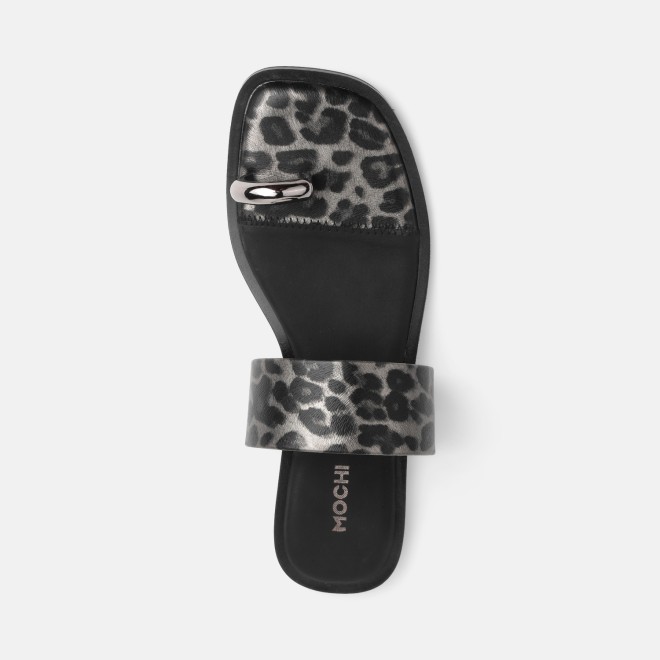 Mochi Women Black Casual Slippers (SKU: 32-1892-11-36)