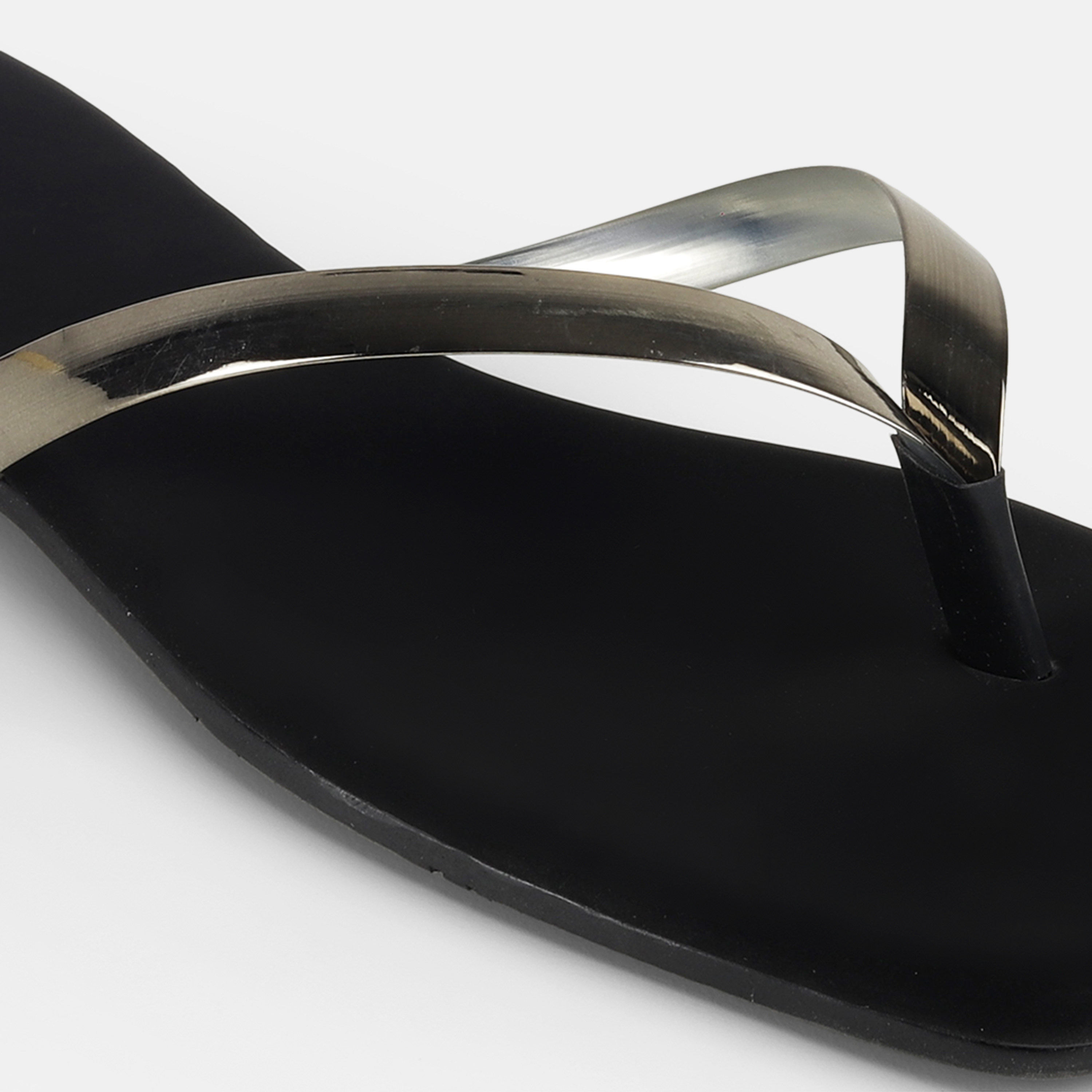 Mochi Women Gun-Metal Casual Slippers (SKU: 32-425-29-36)