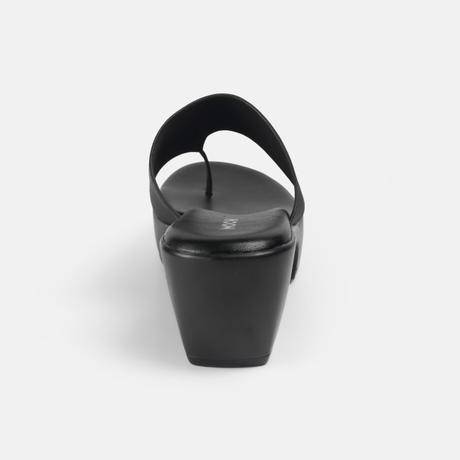 Mochi Women Black Casual Slip Ons (SKU: 32-801277-11-36)