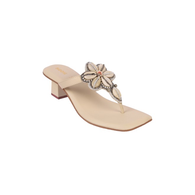 Mochi Women Beige Casual Slippers (SKU: 32-951-20-36)