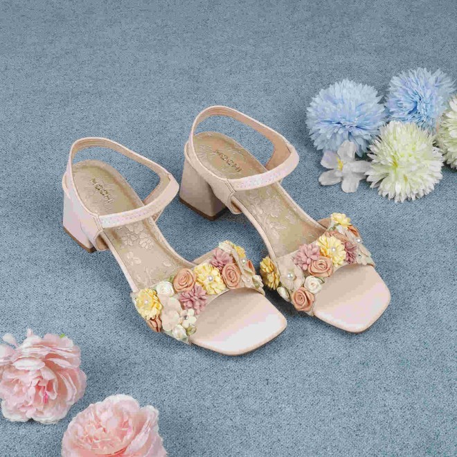 Mochi Women Beige Casual Sandals
