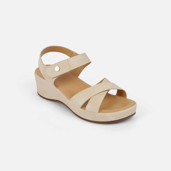 Mochi Women Beige Casual Comfort (SKU: 33-1294-20-36)