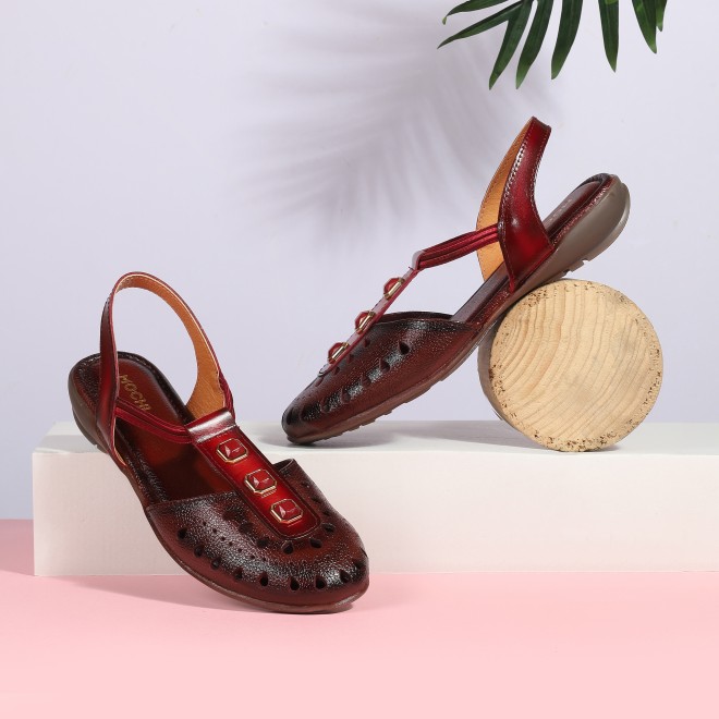 Mochi Women Maroon Casual Sandals (SKU: 33-1333-44-36)