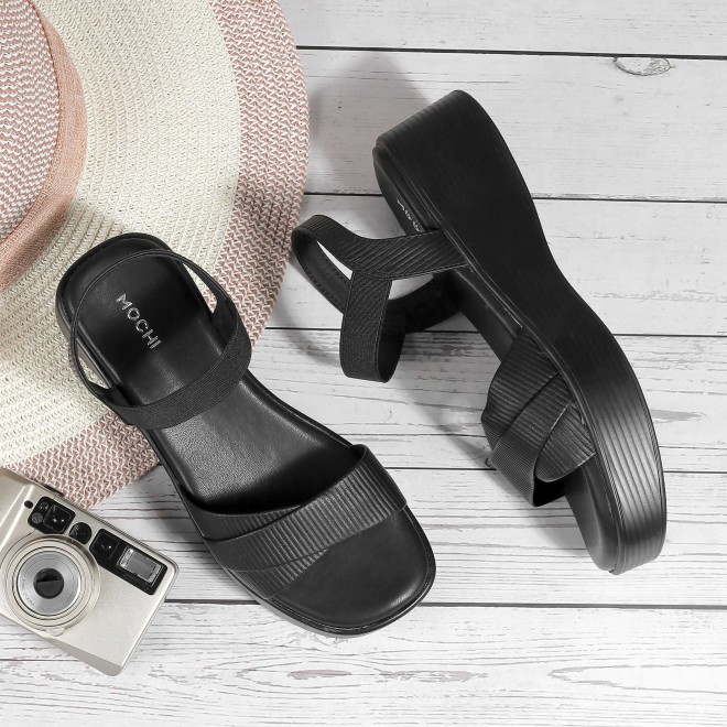 Women Black Casual Sandals