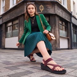 Mochi Women Maroon Casual Sandals