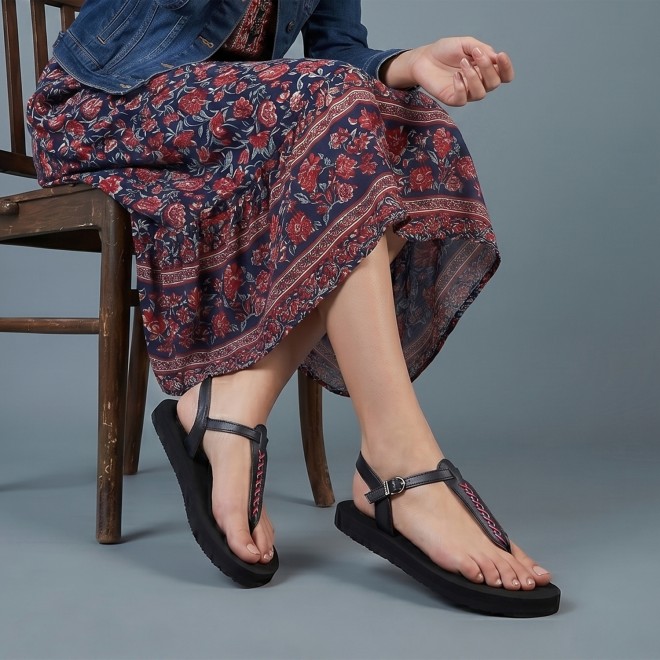 Mochi Women Black Casual Sandals (SKU: 33-1431-11-36)