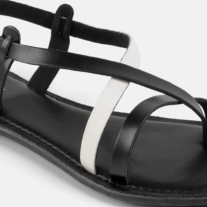 Mochi Women Black Casual Gladiators (SKU: 33-1521-11-36)