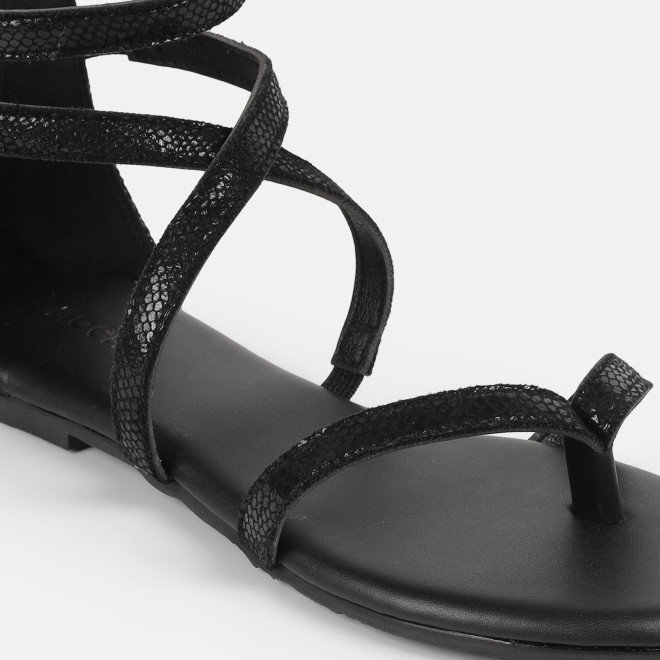 Mochi Women Black Casual Gladiators (SKU: 33-1529-11-36)
