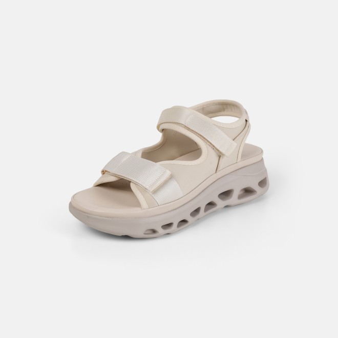 Mochi Women Beige Casual Sandals (SKU: 33-1539-20-36)