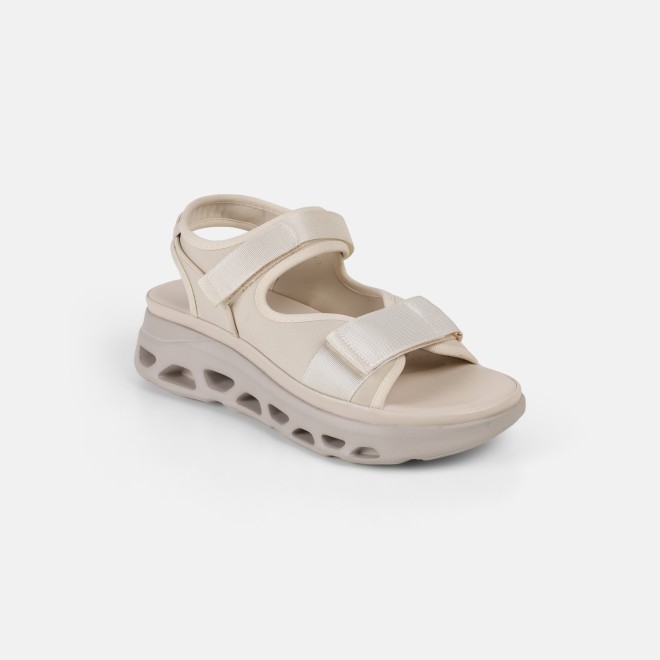 Mochi Women Beige Casual Sandals (SKU: 33-1539-20-36)