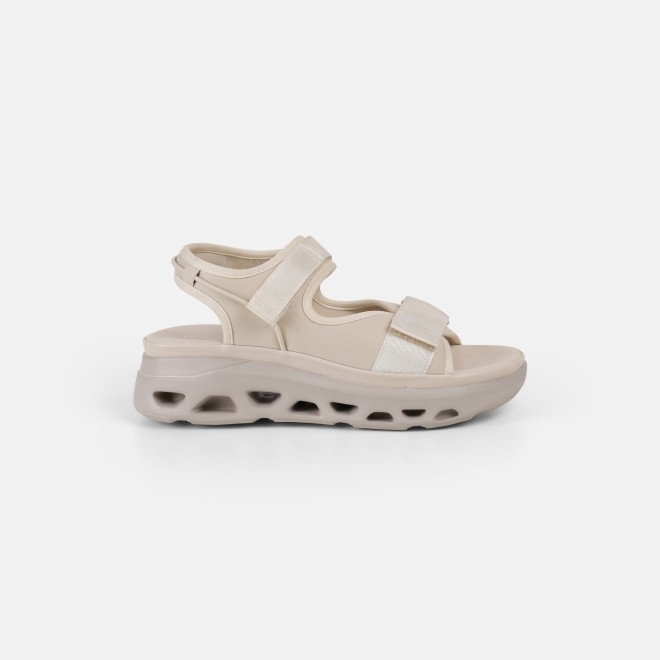 Mochi Women Beige Casual Sandals (SKU: 33-1539-20-36)