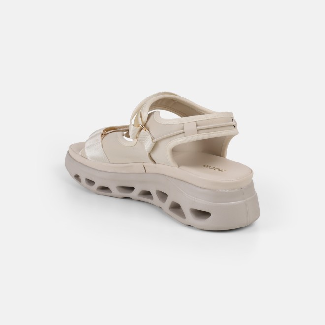 Mochi Women Beige Casual Sandals (SKU: 33-1539-20-36)