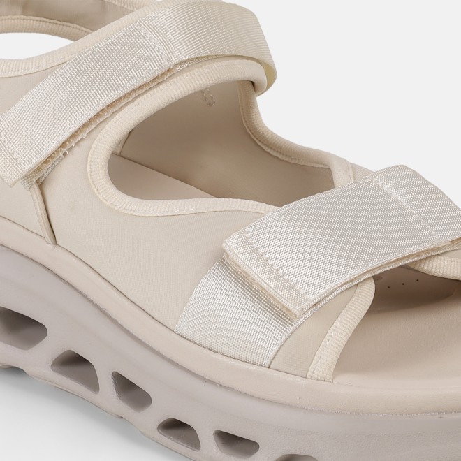 Mochi Women Beige Casual Sandals (SKU: 33-1539-20-36)