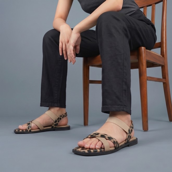 Mochi Women Beige Casual Sandals (SKU: 33-1564-20-36)