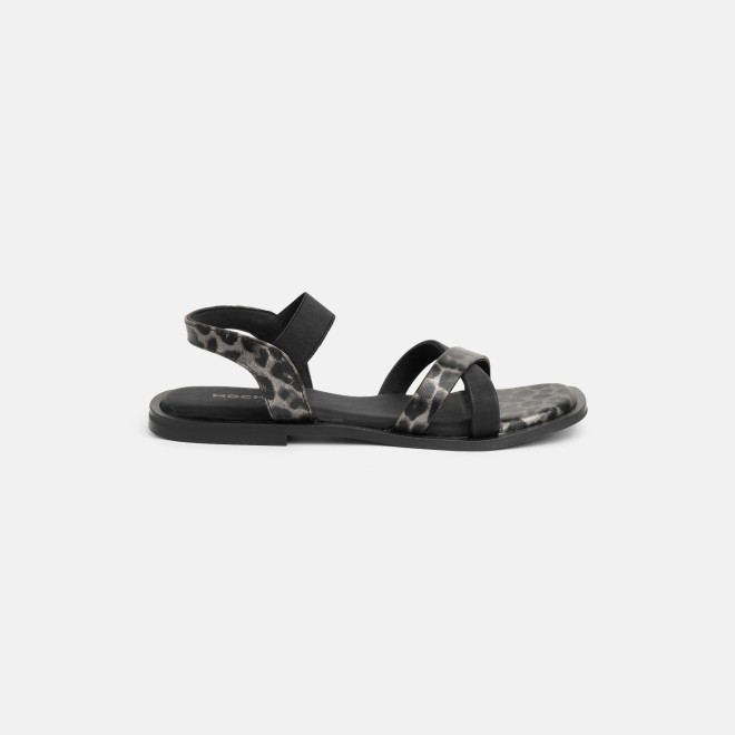 Mochi Women Black Casual Sandals (SKU: 33-1564-11-36)
