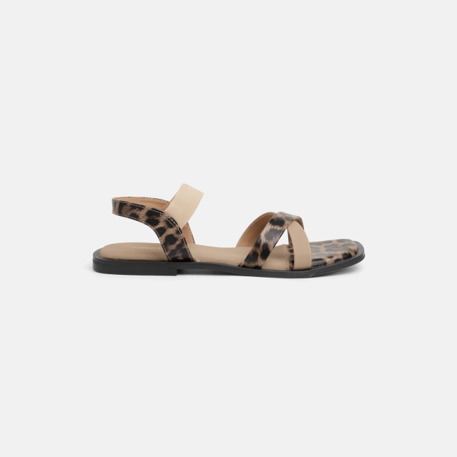 Mochi Women Beige Casual Sandals (SKU: 33-1564-20-36)
