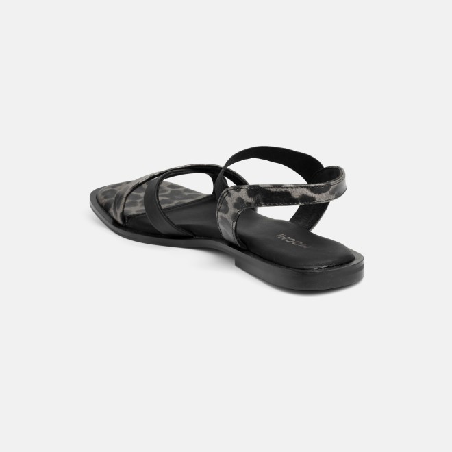 Mochi Women Black Casual Sandals (SKU: 33-1564-11-36)