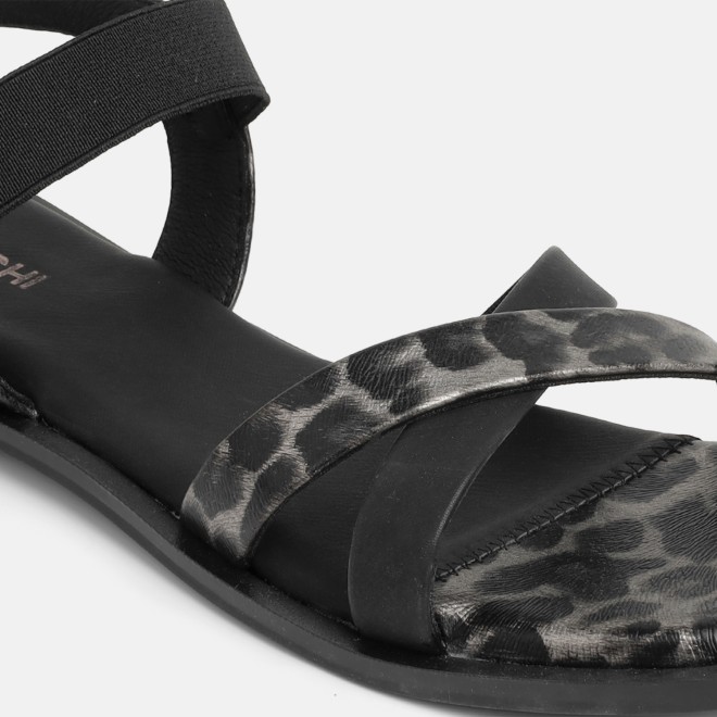 Mochi Women Black Casual Sandals (SKU: 33-1564-11-36)