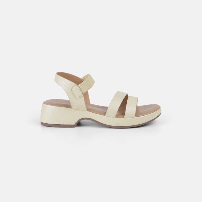 Mochi Women Yellow Casual Sandals (SKU: 33-790-33-36)