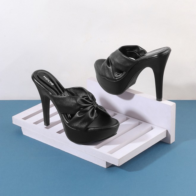 Mochi Women Black Party Slip Ons