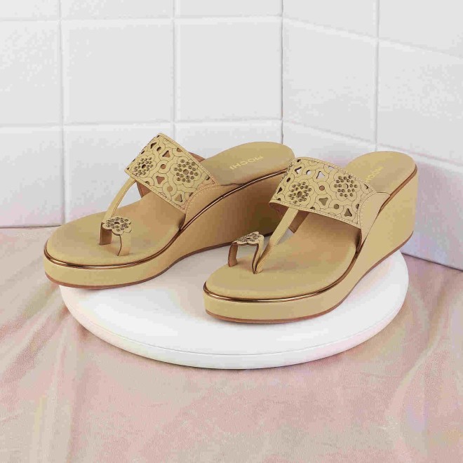 Mochi Women Beige Casual Slippers (SKU: 34-238-20-39)