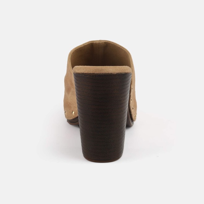 Mochi Women Beige Casual Slippers (SKU: 34-363-20-39)