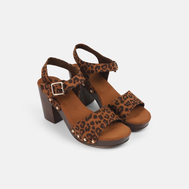 Mochi Women Tan Casual Sandals (SKU: 34-365-23-36)