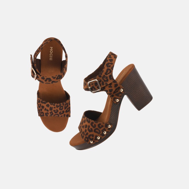 Mochi Women Tan Casual Sandals (SKU: 34-365-23-36)