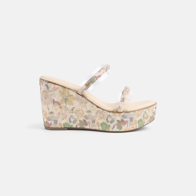 Mochi Women Gold Casual Slip Ons (SKU: 34-391-15-37)