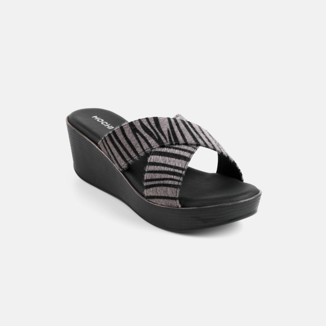 Mochi Women Black Casual Slip Ons (SKU: 34-437-11-36)