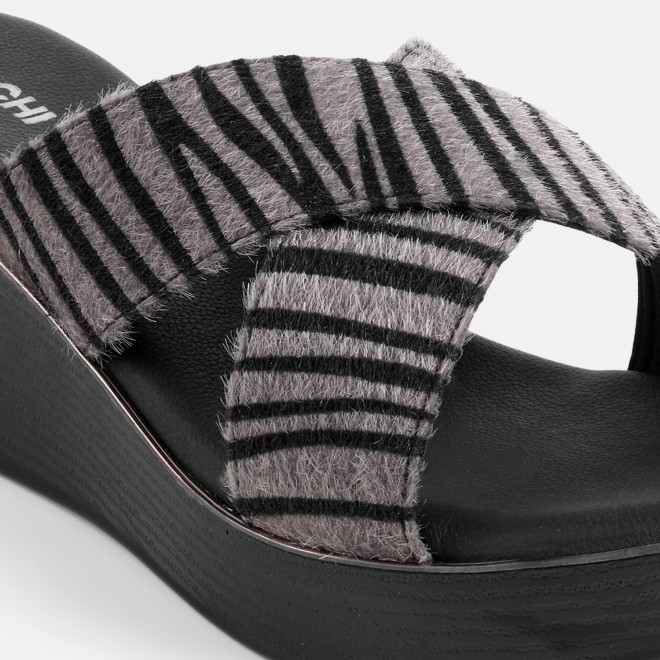 Mochi Women Black Casual Slip Ons (SKU: 34-437-11-36)