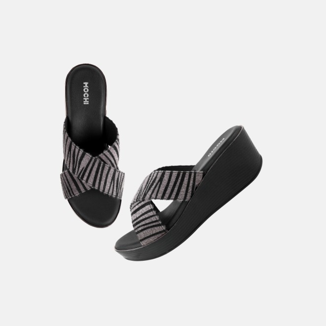Mochi Women Black Casual Slip Ons (SKU: 34-437-11-36)