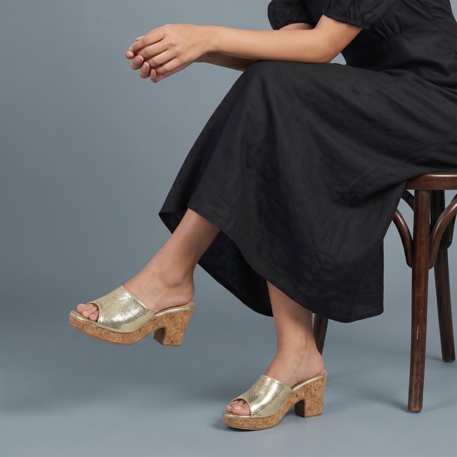 Mochi Women Gold Casual Slip Ons (SKU: 34-451-15-36)
